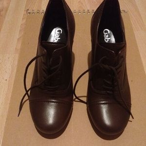 Gabor Brown Leather Heel Booties Oxford Size 5.5 "